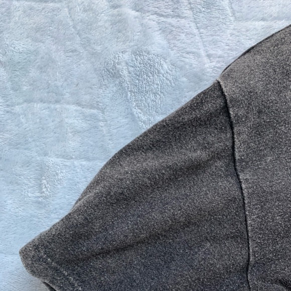 Dark gray Fall shirt! - Picture 3 of 4